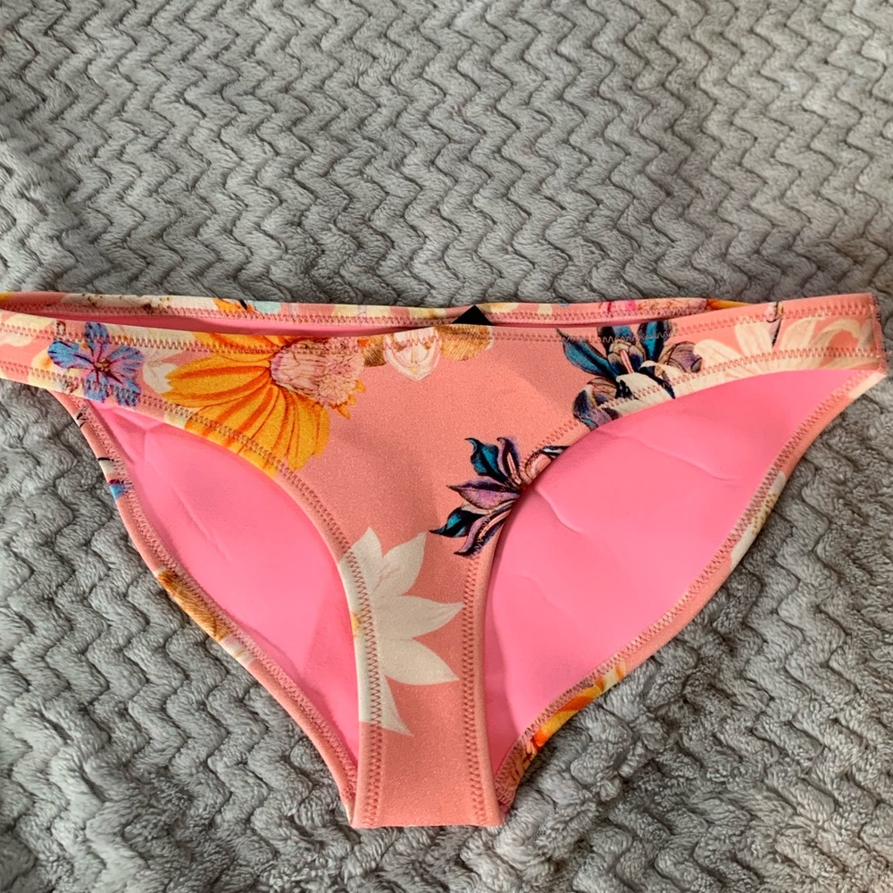 Triangl bathing suit bottoms